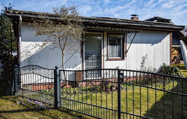 Chalet für 4 Personen, mit Terrasse in Mecklenburgische Seenplatte