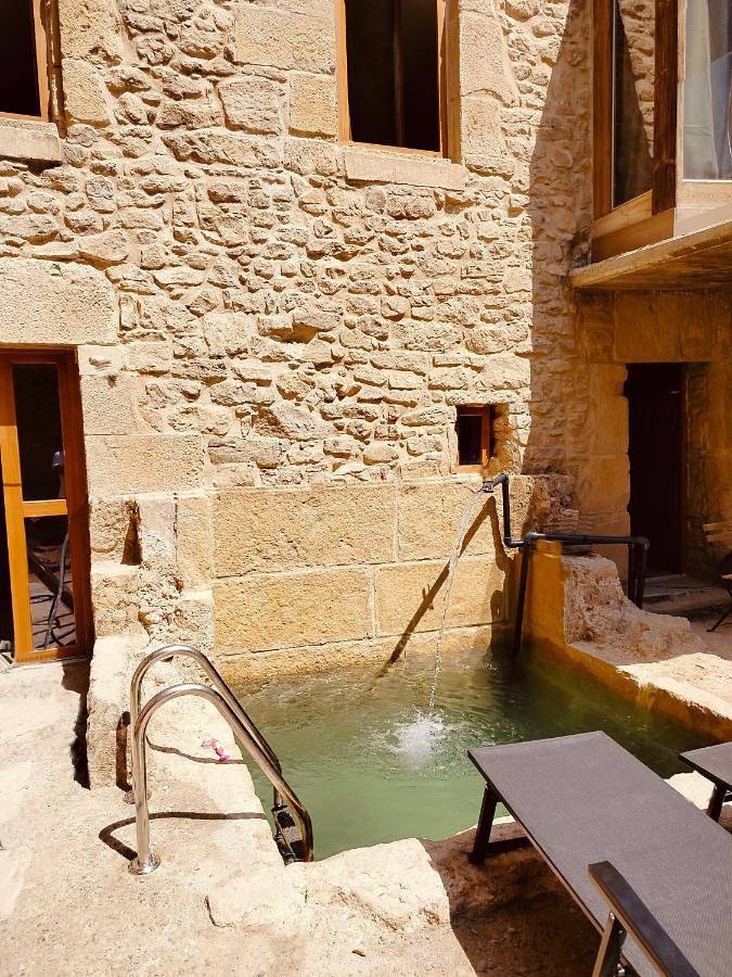 Aparthotel para 5 personas, con jardín y piscina, Se admiten mascotas - 1