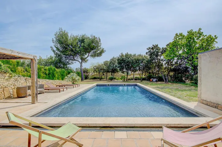 Apartamento de vacaciones para 4 personas, con piscina y jardín - 1