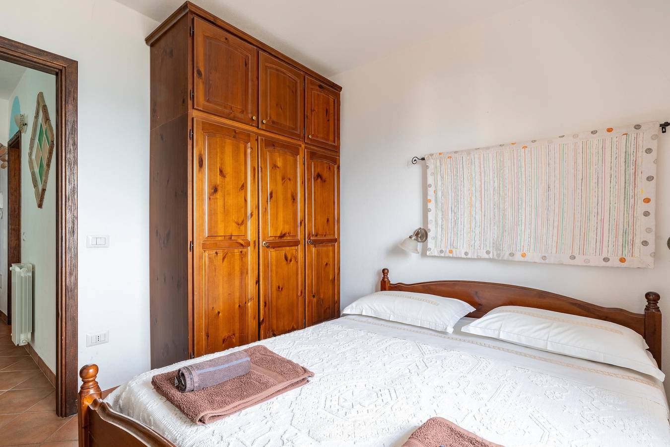 Appartement entier, Appartement 'Su Cilleri E Silbiu 2' avec terrasse privée, Wi-Fi et climatisation in Baunei, Province de Ogliastra