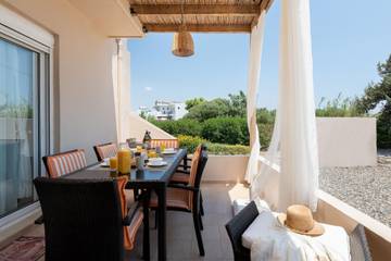 Vacation Rental for 7 Guests in Gennadi, South Aegean region, Picture 3