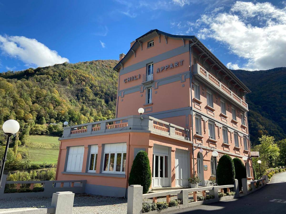 Appart’hôtel pour 2 personnes avec jacuzzi in Luz-Saint-Sauveur, Parc national des Pyrénées
