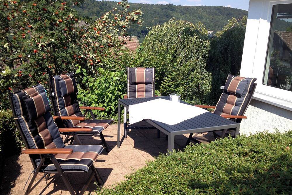 Ganze Wohnung, Ferienwohnung mit Blick auf die Harzer Berge in Bad Lauterberg, Harzvorland