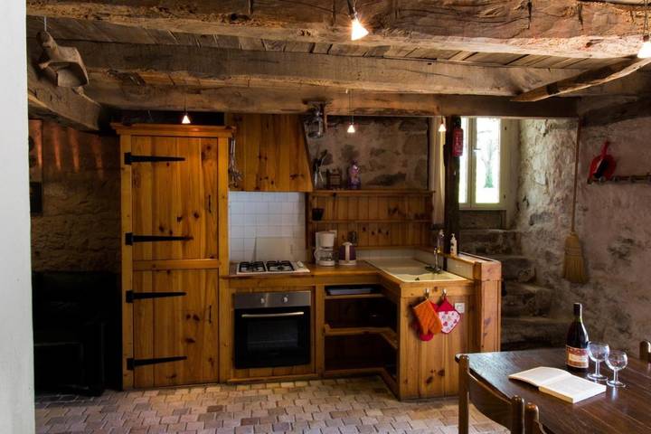 Location de vacances pour 5 personnes, avec piscine et jardin à Hautefage - 3