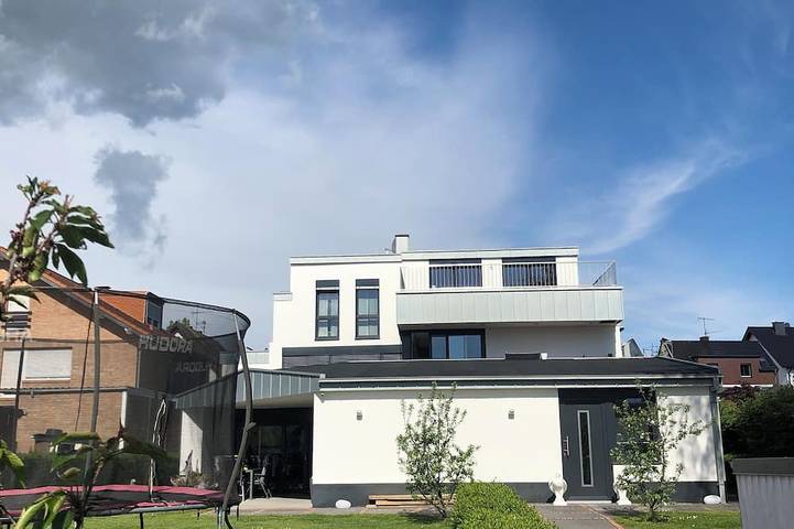 Ferienwohnung für 8 Personen, mit Terrasse und Garten in Rheinbach