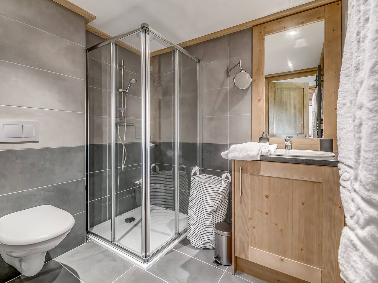 Appartement entier, Appartement 4* avec services hôteliers, pied des pistes à Tignes, piscine et spa inclus in Tignes, Massif de la Vanoise