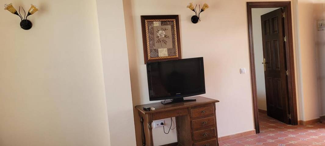 Casa rural con piscina para 4 personas, con piscina además de jardín y vistas, Se admiten mascotas en Provincia de Sevilla - 3