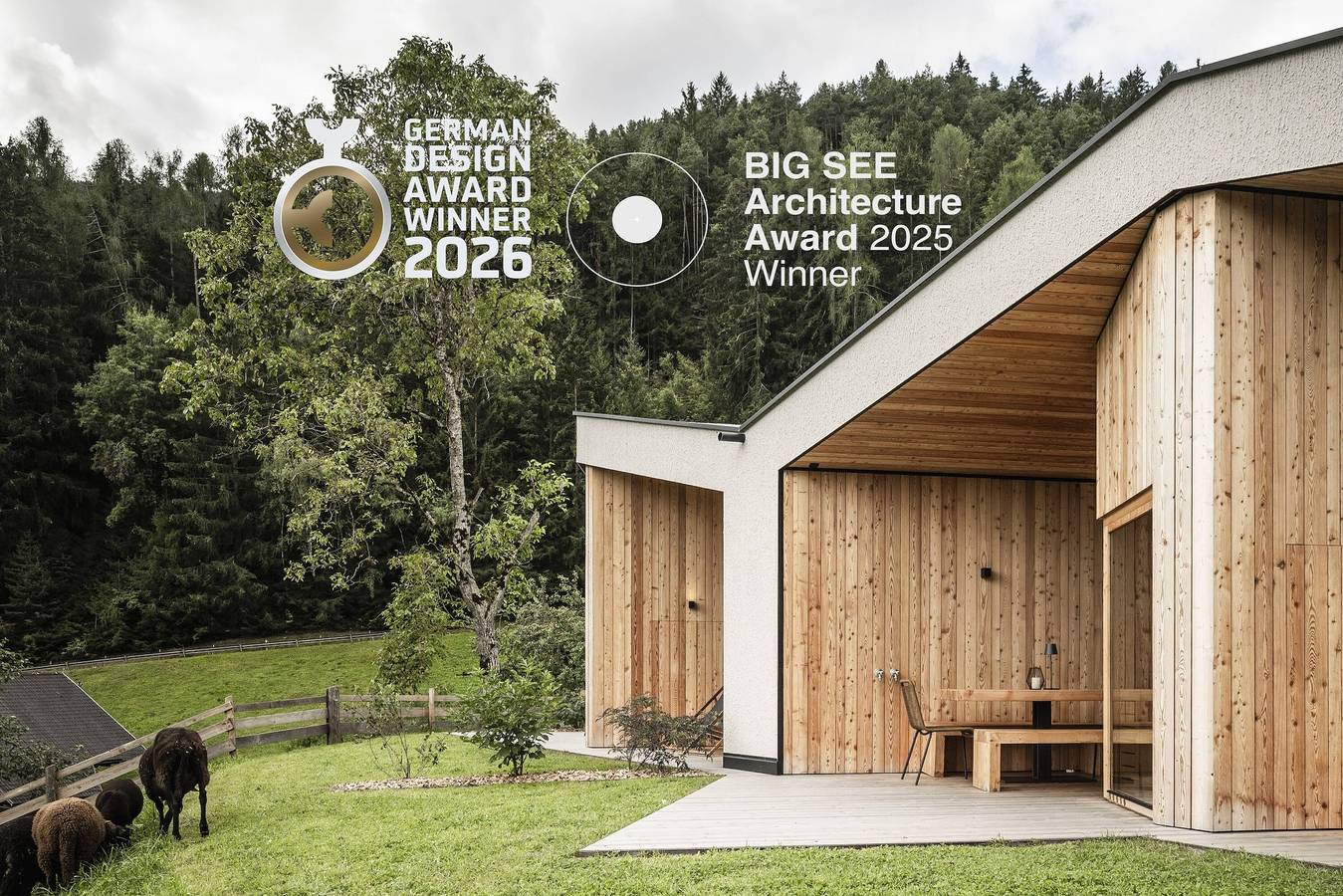 Ganze Wohnung, "Oberplunerhof Luxus Chalet Woods" mit Bergblick, 2 Terrassen & Garten in Getzenberg, Kiens