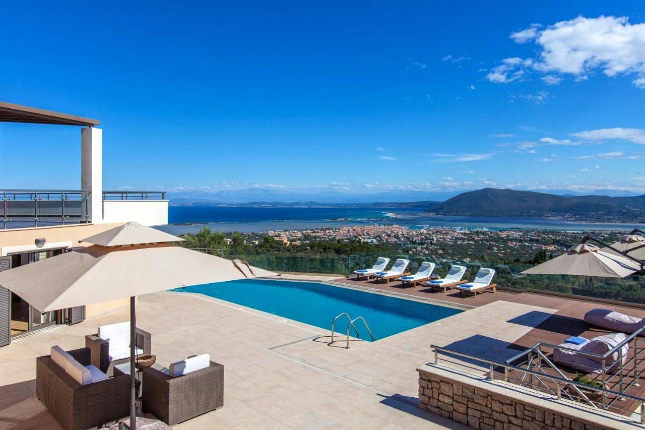 Kallisto Exclusive in Απόλπαινα, Πόλη της Λευκάδας