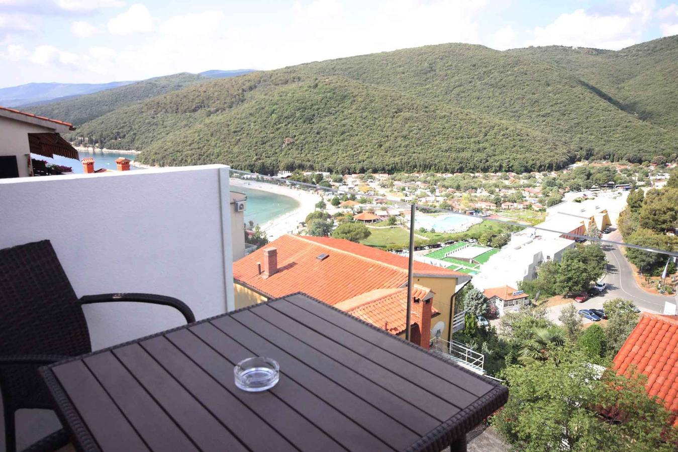 Ganze Ferienwohnung, Ferienwohnung mit Blick auf den Strand  in Rabac, Labin-Rabac