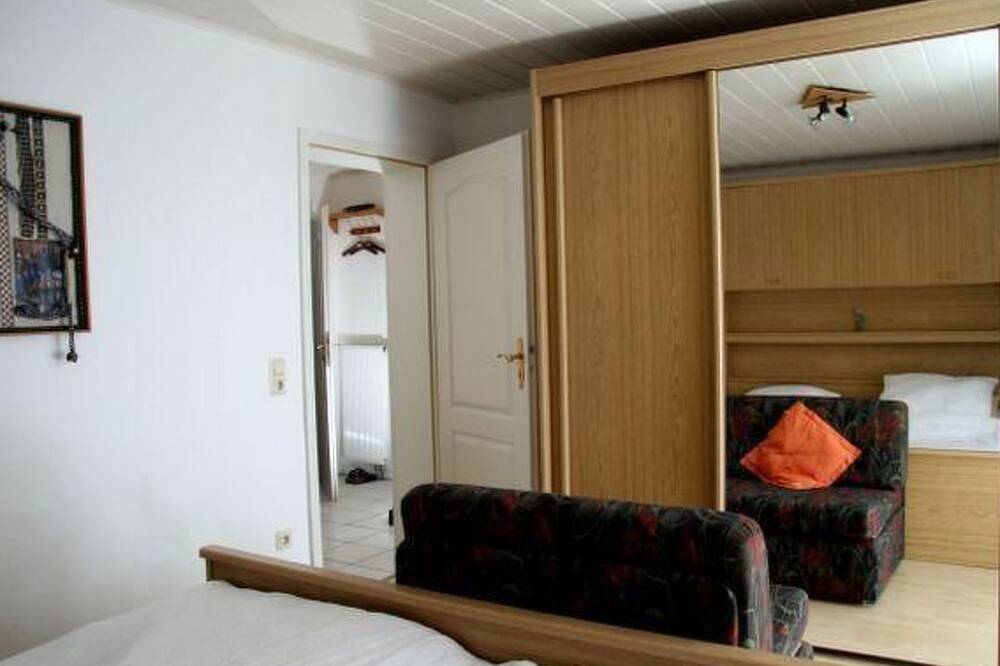 Ganze Wohnung, 3 Zimmer- Appartement Hildegard in Usingen, Hochtaunuskreis