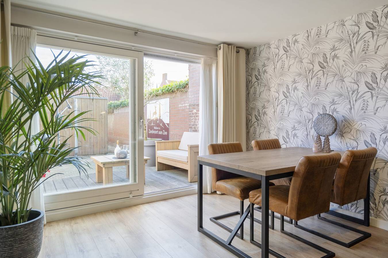 Appartement entier, Family Garden Apartment | Patio, parking gratuit in Zandvoort, Mer du Nord Pays-Bas