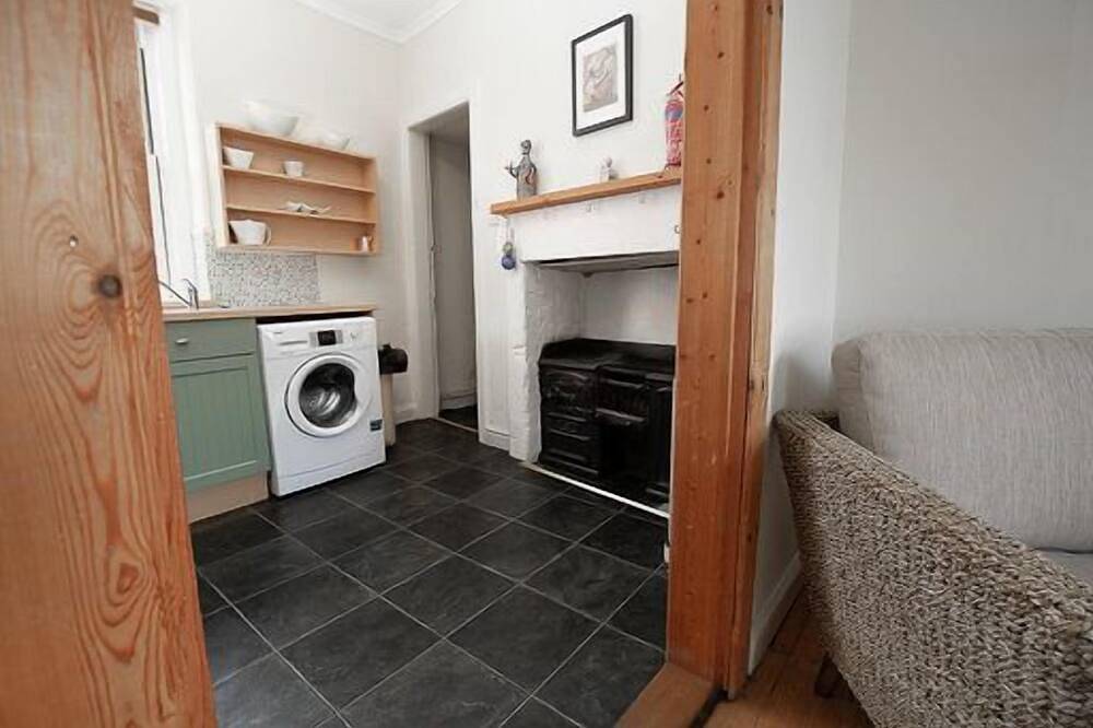 Entire apartment, Unique 2 Bedroom Harbour Front Apartment in Dunbar, Edinburgh and Lothian
