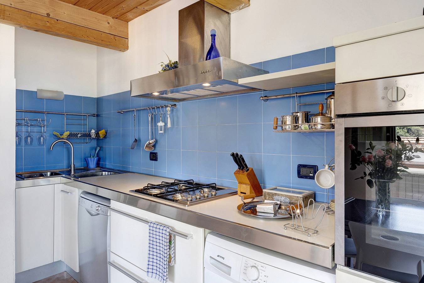 Holiday Home 'Casetta Rosa' close to the Sea with Garden & A/C in Diano San Pietro, Riviera di Ponente