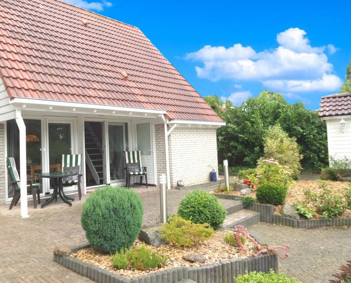 Bungalow für 4 Personen, mit Garten