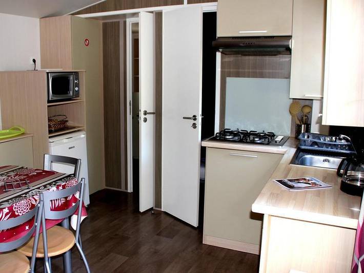 Camping Les chênes - Mobilheim 4 personen - Mobil Home Komfort Klimatisiert - 2 Schlafz. - 3.40 x 7.80m / Grüne Eiche in Junas, Mittelmeerküste (Frankreich)
