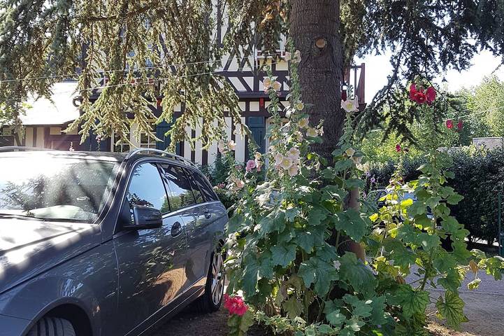 Location de vacances pour 8 personnes, avec jardin à Villers-sur-Mer