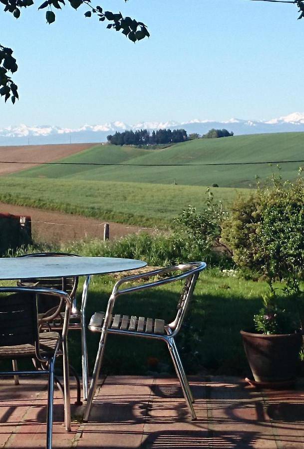 Location de vacances pour 8 personnes, avec vue ainsi que jardin et piscine à Aignes - 4