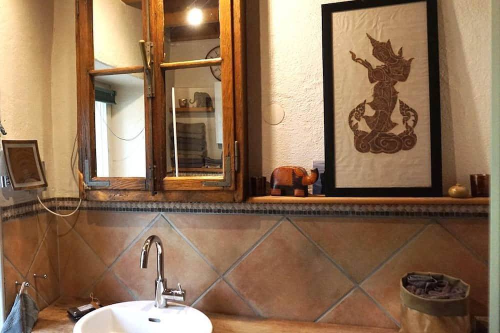 Ferienhaus Glücksnest - 4-Bett-Ferienhaus Dusche/Wc, 2 Schlafräume in Hetzerath, Bernkastel-Kues & Umgebung