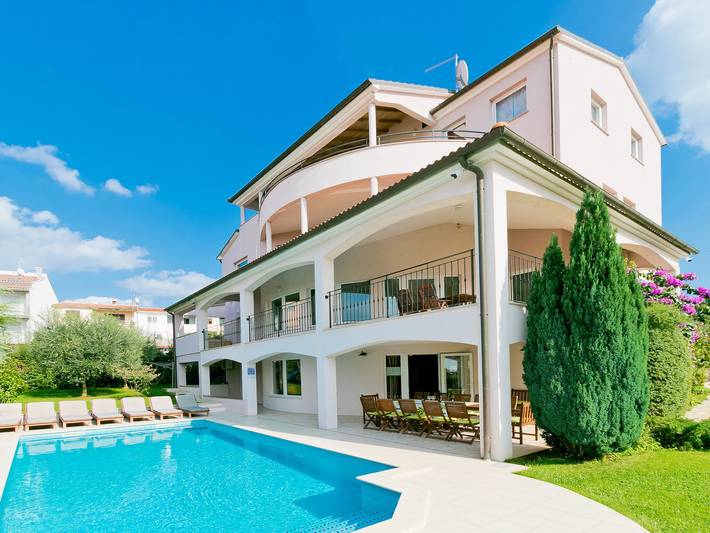 Ferienhaus für 16 Personen in Pula