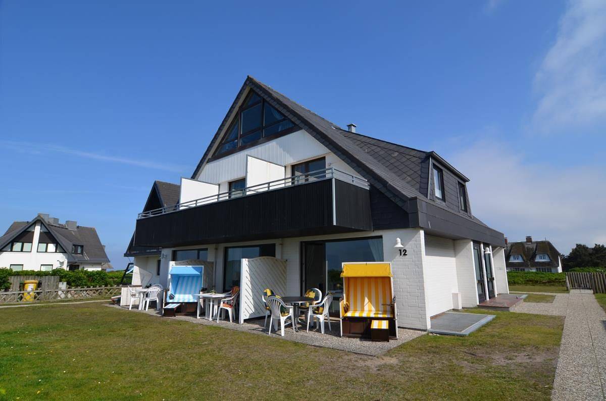 Ganze Wohnung, Erdgeschosswohnung in Wenningstedt – Süd-/West-Terrasse und Strandnähe in Sylt