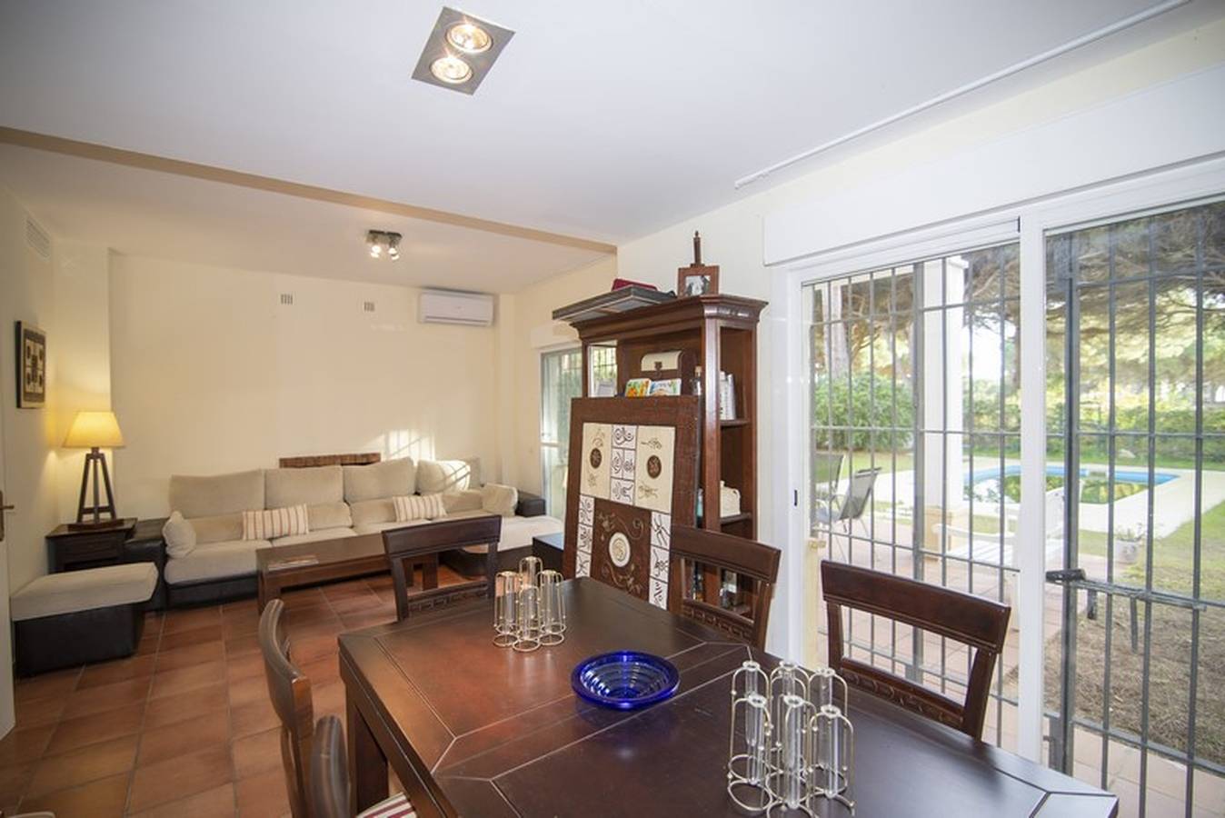 Villa 'La Cayetana Sancti Petri' con piscina privada, terraza privada y aire acondicionado in Novo Sancti Petri, Chiclana de la Frontera