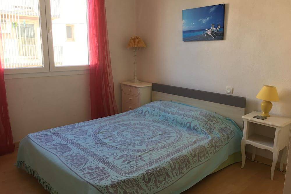 Appartement entier, Charmant appartement lumineux et aéré dans une rue calme du centre de Perpignan, plage 12km in Perpignan, Côte méditerranéenne (France)