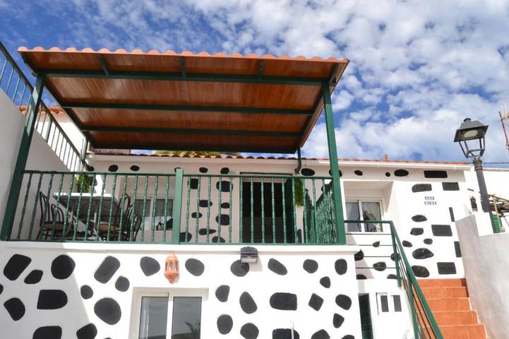 Casa rural para 4 personas, con terraza y vistas en Vallehermoso