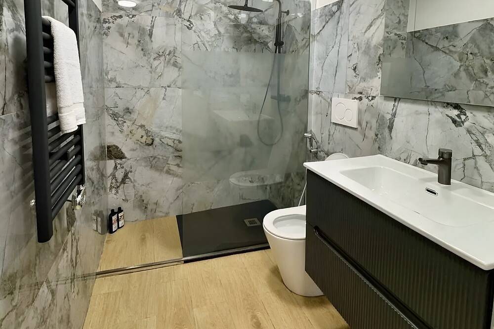 Entire apartment, Apartment 'Casa Magenta  4' with Wi-Fi and Air Conditioning in Valeggio sul Mincio, Verona Province