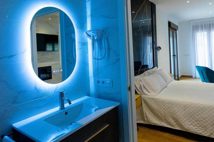 Casa rural para 2 personas, con Balcón y Terraza además de Jacuzzi y Jardín en Provincia de Cuenca - 4
