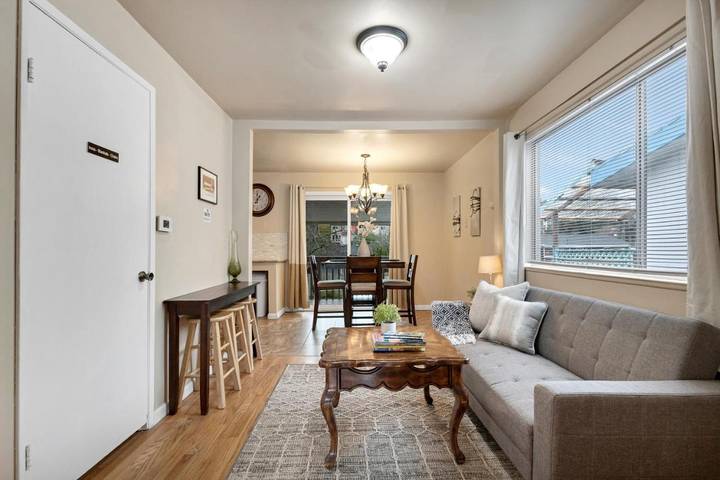 Casa de huéspuedes para 12 personas, con vistas y terraza - 1