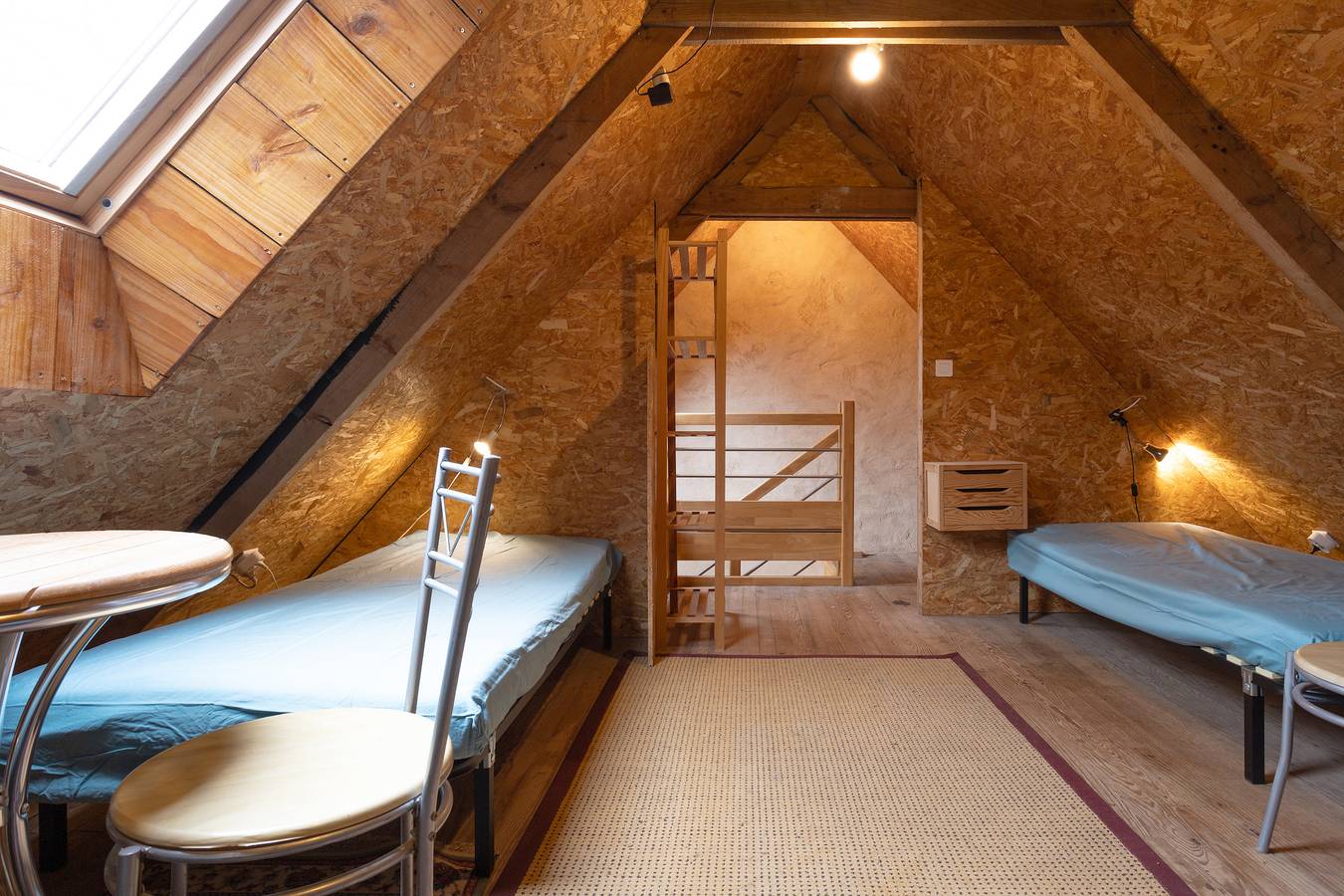 Maison 'Gîte D'étape' avec jardin partagé et Wi-Fi in Saint-Tugdual, Région de Pontivy