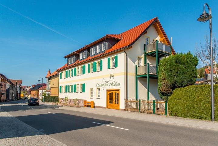 Ferienhaus für 3 Personen, mit Terrasse und Garten
