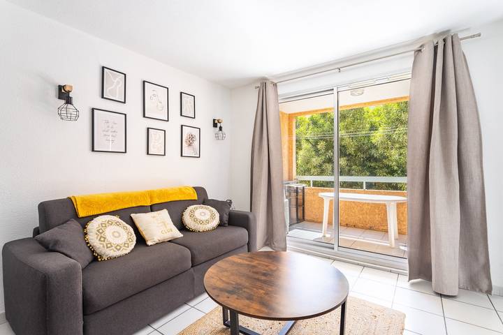Ferienwohnung für 4 Personen, mit Balkon und Pool in Cavalaire-sur-Mer - 3
