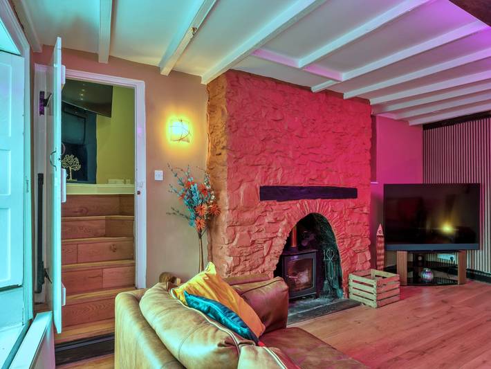 Ferienhaus für 8 Personen, mit Terrasse und Whirlpool sowie Garten