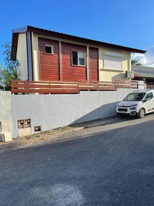 Location de vacances pour 6 personnes, avec piscine et jardin à Koungou - 3