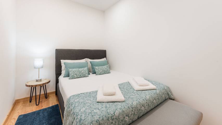 Apartamento entero, Apartamento de vacaciones para 2 personas con balcón in Vitória (Porto), Cedofeita, Santo Ildefonso, Sé, Miragaia, São Nicolau e Vitória