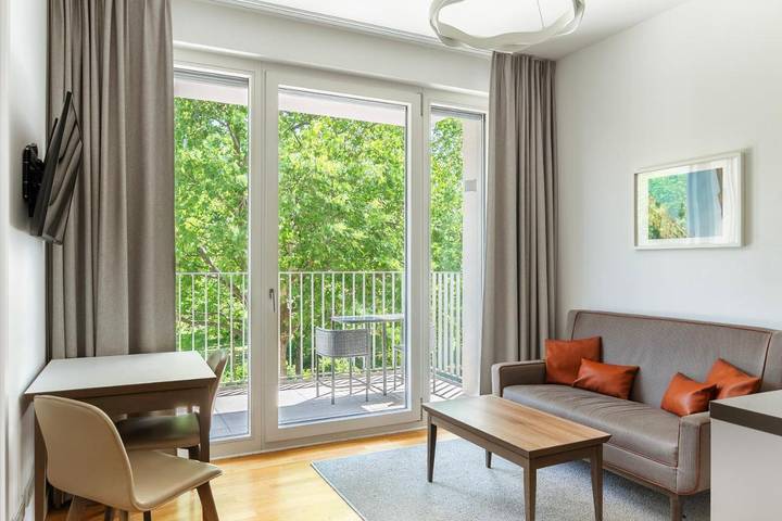 Ferienhaus für 2 Personen, mit Garten und Ausblick in Tiergarten Berlin - 3