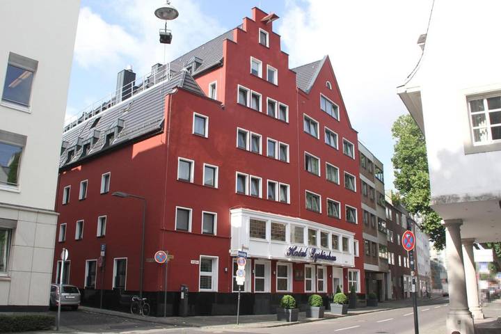 Hotel für 10 Personen, mit Pool und Sauna in Köln - 2