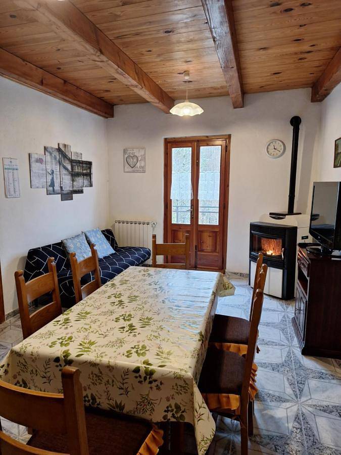 Appartamento intero, Three-Bedroom Apartment in Cutigliano, Provincia di Pistoia