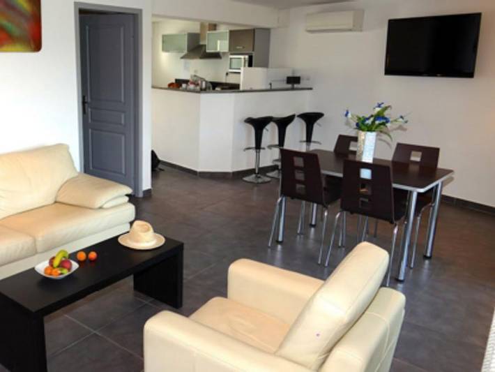 Camping per 2 persone, con Balcone/Terrazza e Balcone a Cassis