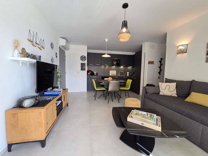 Apartamento entero, Apartamento, Ac y parking - 4 pers. in Sant Ambroggio, Lumio