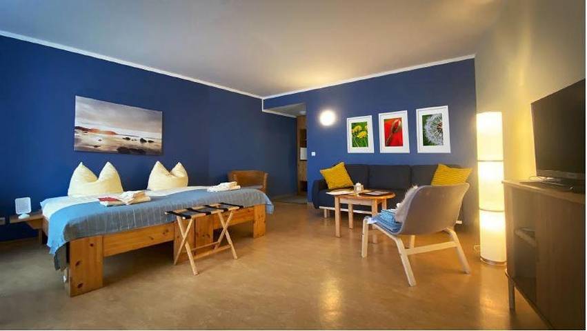 Ferienwohnung für 3 Personen, mit Terrasse und Ausblick in Bad Sülze