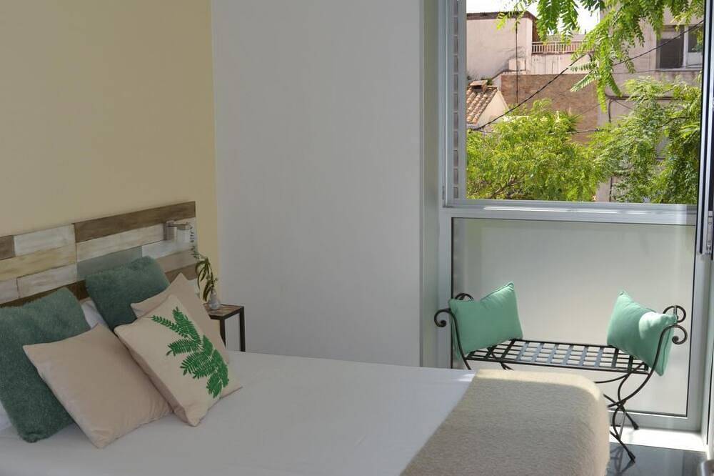 Haus \"Terrassa de Mar\" direkt am Strand in El Masnou, Costa del Maresme