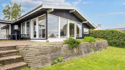 Ferienhaus für 4 Personen, mit Ausblick und Terrasse, mit Haustier in Mørkholt