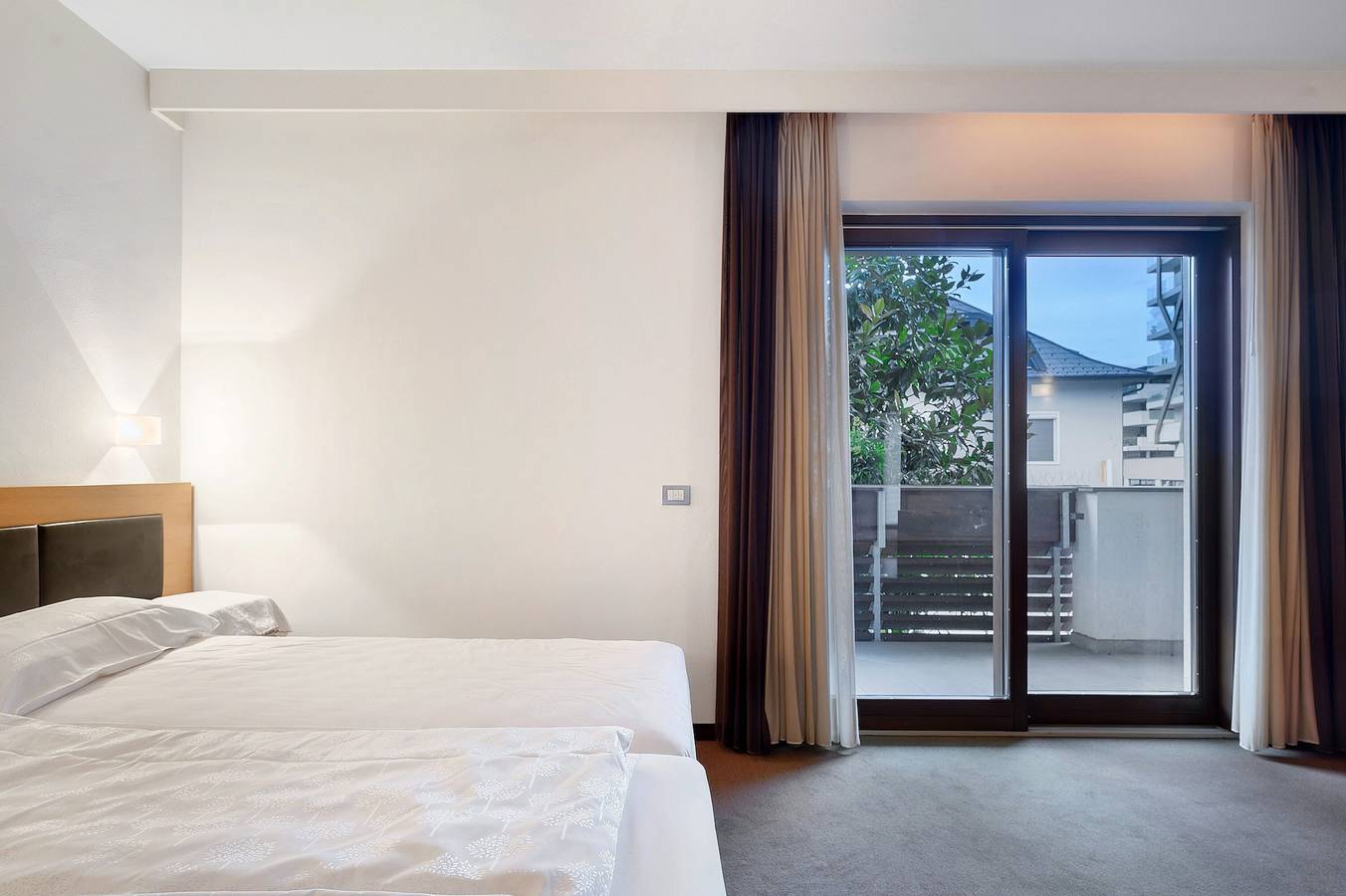 Entire studio, Studio 'Fewo 103' with Mountain View, Wi-Fi and Air Conditioning in St. Jakob (Laifers), Leifers