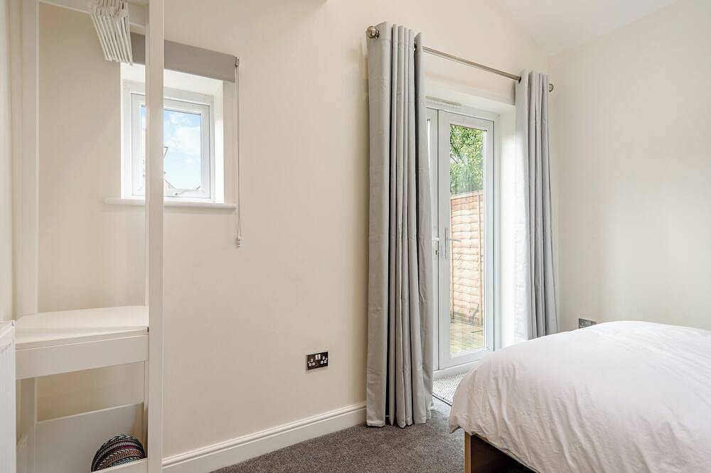3 bedroom accommodation in Bournemouth in Bournemouth, South West England