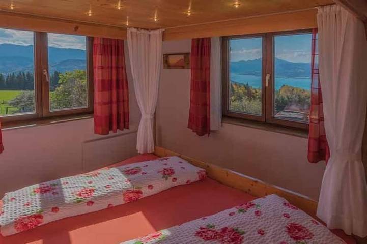 Ferienwohnung Romantik - Appartments Christine in Weyregg am Attersee, Bezirk Vöcklabruck