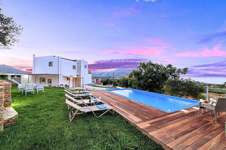 Villa für 8 Personen, mit Terrasse und Garten - 1