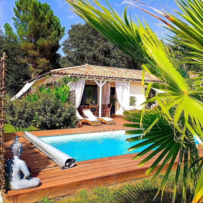 Location de vacances pour 6 personnes, avec vue ainsi que terrasse et piscine dans Lac d'Arjuzanx